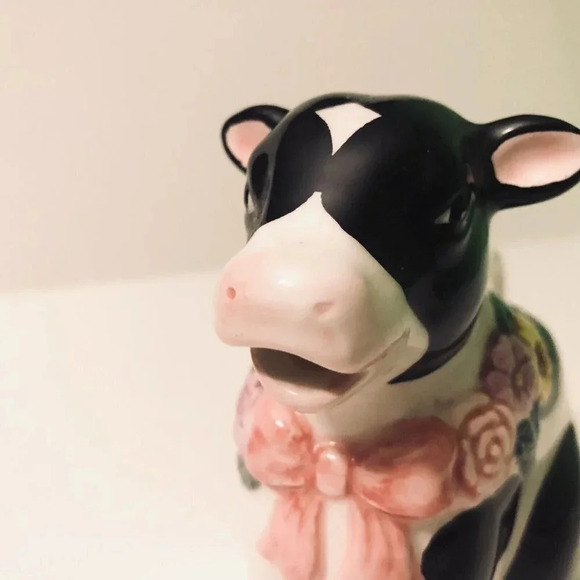 Giftcraft Cow Creamer Pitcher 4.5 Inch Tall Floral Figurine - Picture 12 of 13